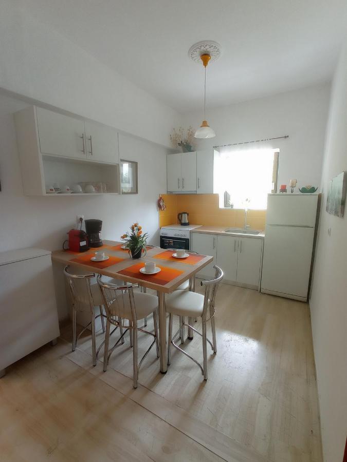 Dora Apartment By Hotelius อิปโซส ภายนอก รูปภาพ