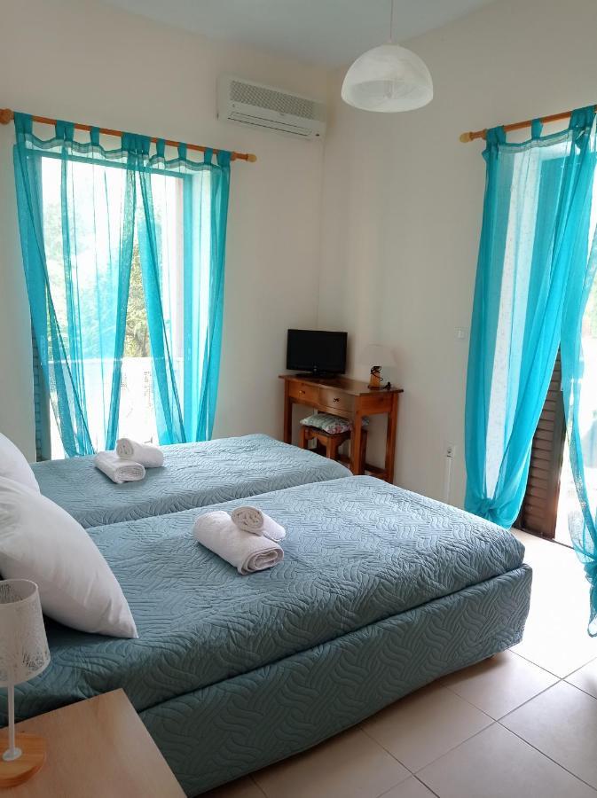 Dora Apartment By Hotelius อิปโซส ภายนอก รูปภาพ