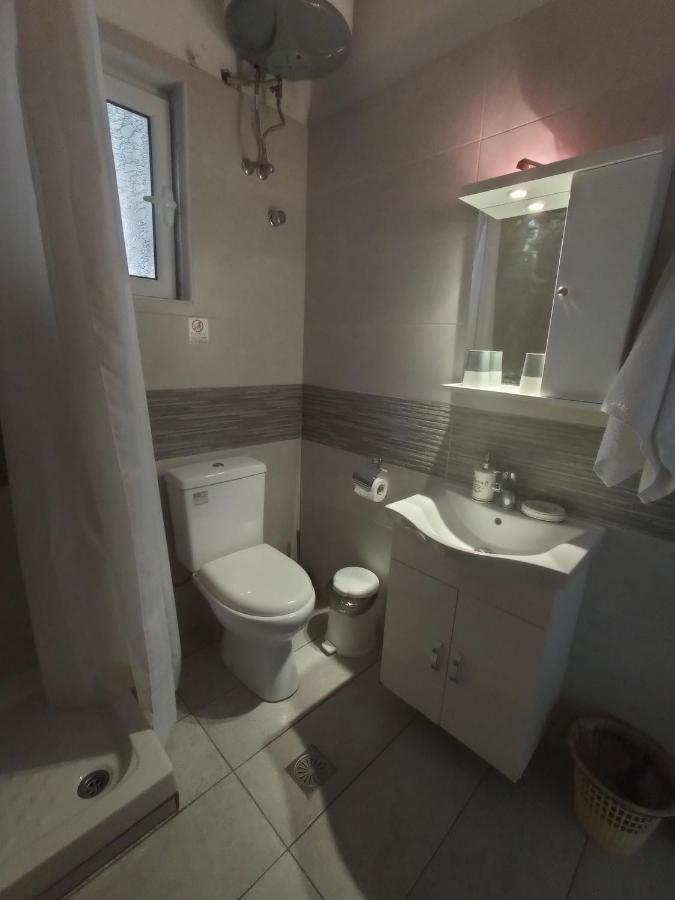 Dora Apartment By Hotelius อิปโซส ภายนอก รูปภาพ